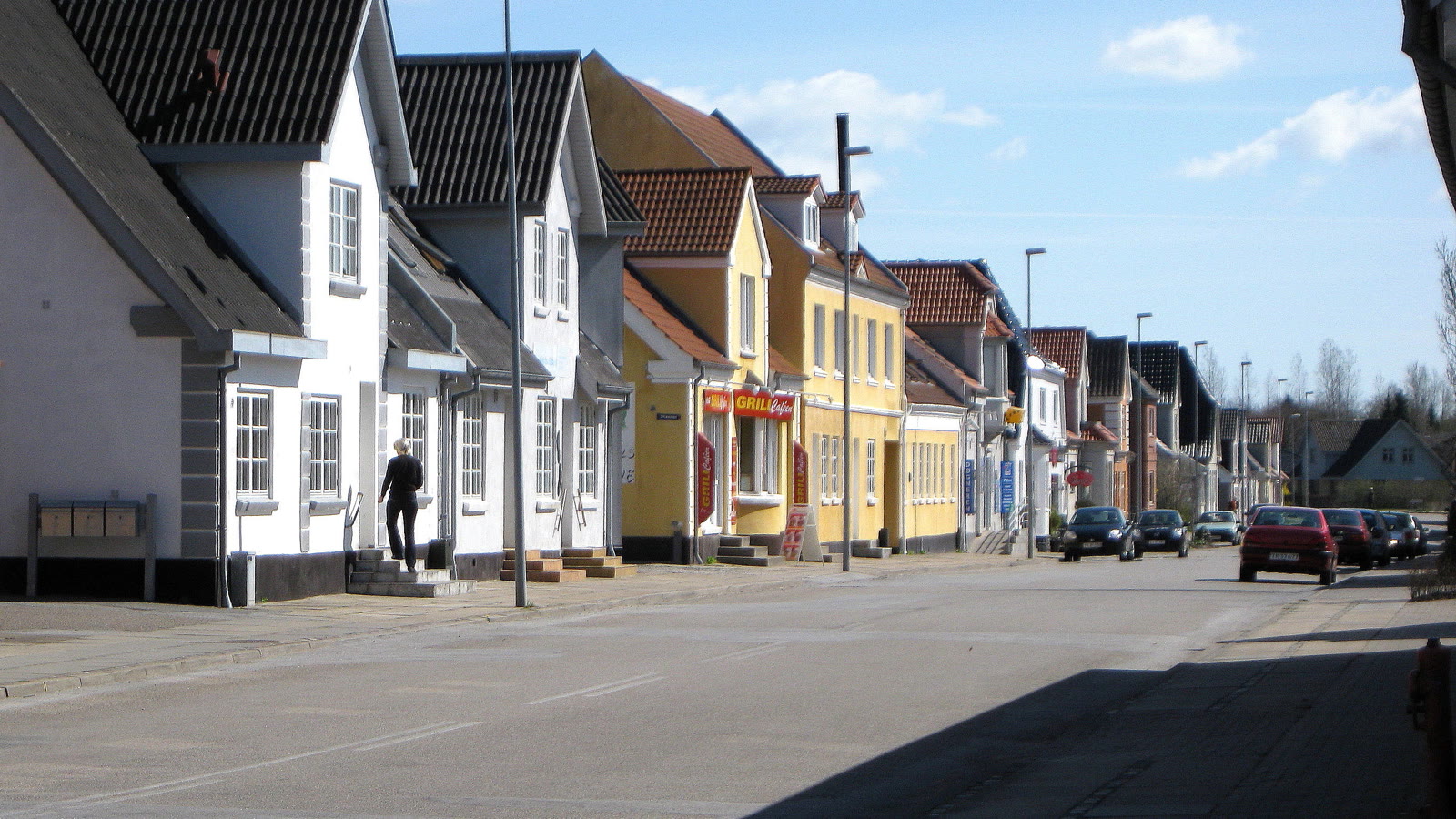 Hjallerup - gadeparti — gade og huse i Hjallerup