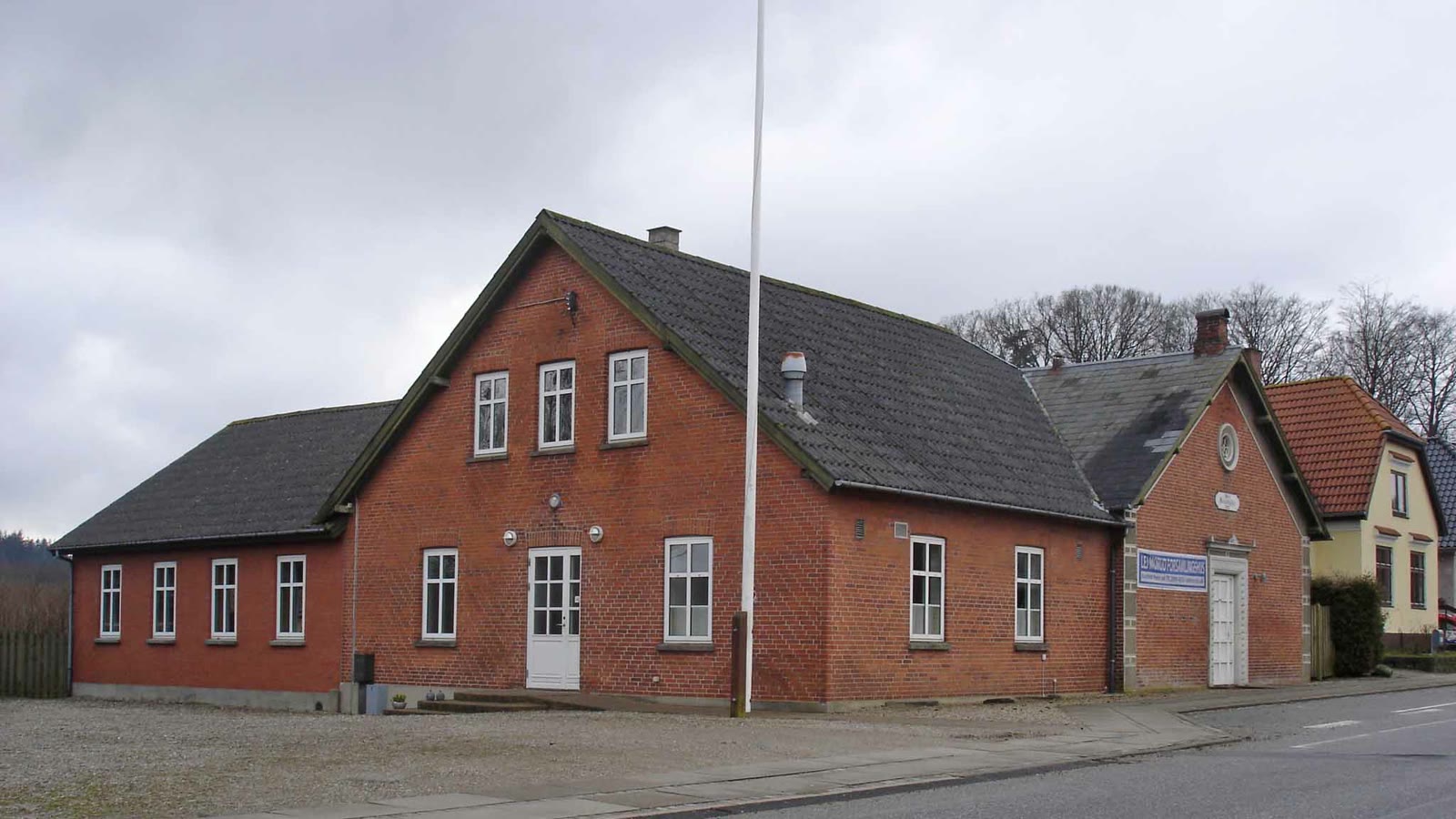 MorudForsamlingshus — gade og huse i Morud