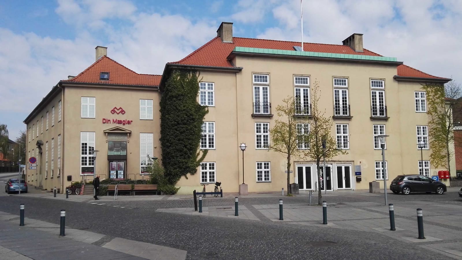 NørresundbyRådhus — gade og huse i Nørresundby