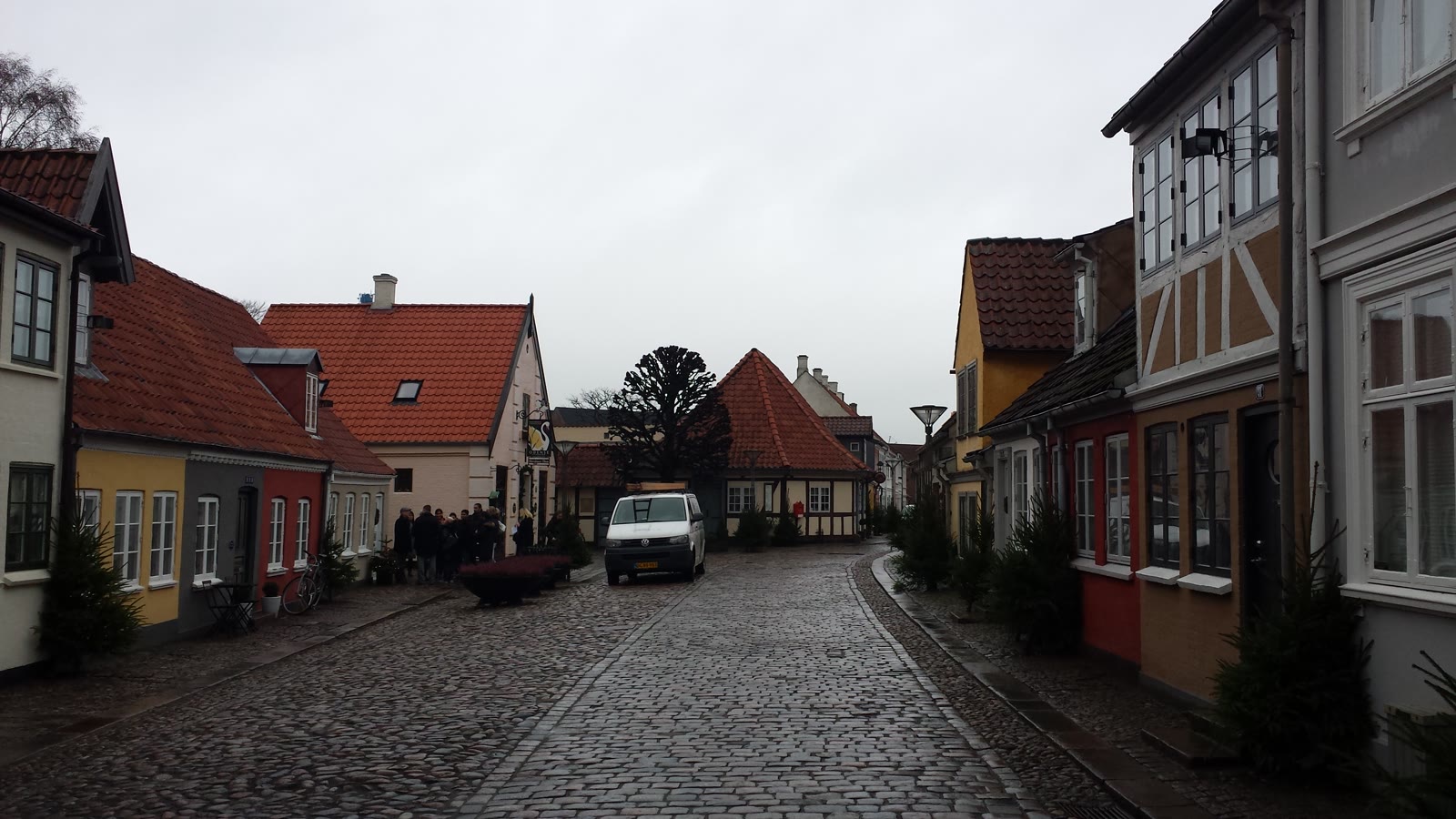 Hans Jensens Stræde, Odense 2013a — gade og huse i Odense